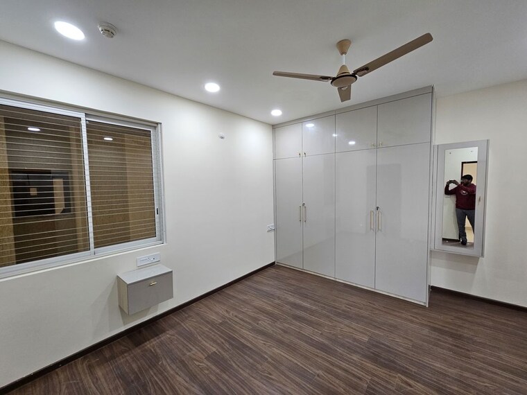 Master Bedroom, aurobindo-the-regent 3 Bedroom 1585 Sq.Ft. Apartment In Kondapur Hyderabad 10068434