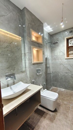 Bathroom in 3 BHK Builder Floor at TDI The Grand Retreat, Sector 88 – for Sale