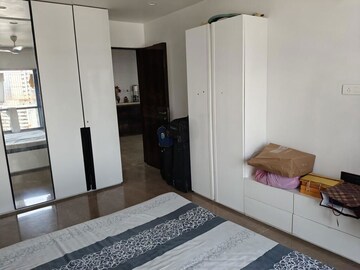 Bedroom in 3 BHK Apartment at Crescent Tower, Tardeo – for Sale