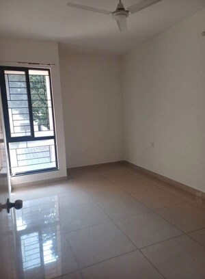 Room in 2 BHK Apartment at Nanded – for Sale