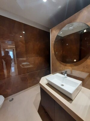 Furnished Amenities in 4 BHK Builder Floor at TDI The Grand Retreat, Sector 88 – for Sale