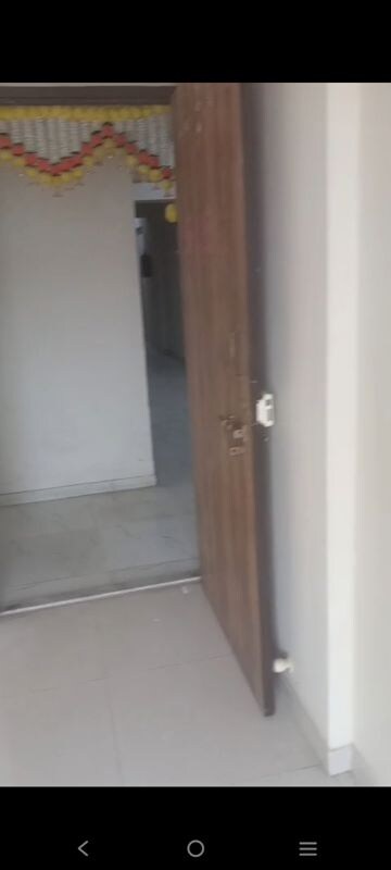 Room in 1 BHK Apartment at Ritu Fame, Mira Road East – for Rent