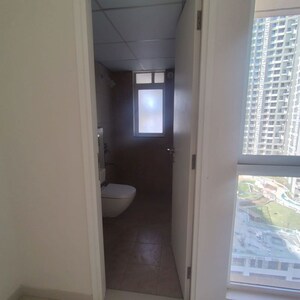 Room in 3 BHK Apartment at Godrej Green Cove, Mahalunge – for Rent