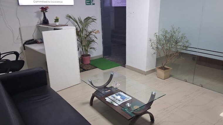 Team Area, sector 63 Commercial Office Space 2450 Sq.Ft. In Sector 63 Noida 10068522