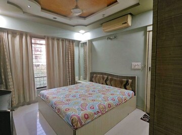 Bedroom in 3 BHK Apartment at Laxmi Raajvilas, Goregaon West – for Rent