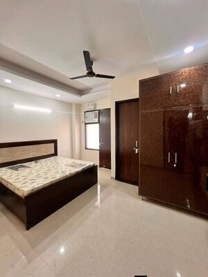 Bedroom in 1 BHK Builder Floor at Saket – for Rent