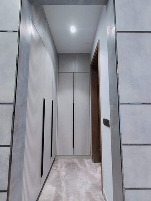 Building Lobby in 5 BHK Builder Floor at TDI The Grand Retreat, Sector 88 – for Sale