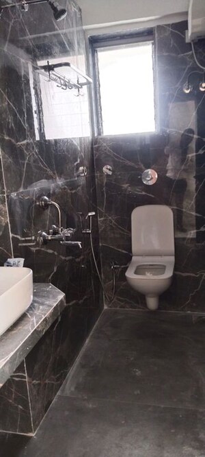 Furnished Amenities in 2 BHK Apartment at Sugee Atharva, Prabhadevi – for Rent