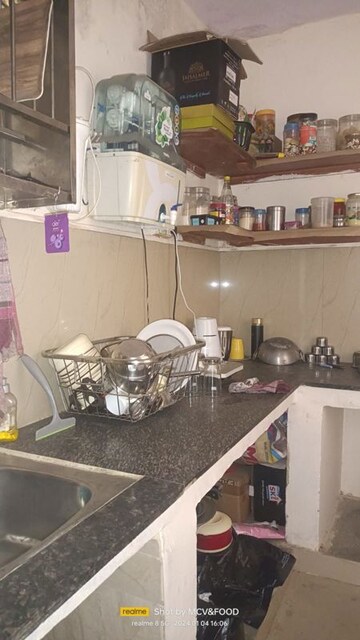 Master Bedroom in 2 BHK Builder Floor at Malviya Nagar – for Rent