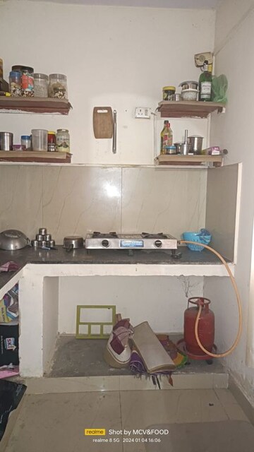 Master Bedroom in 2 BHK Builder Floor at Malviya Nagar – for Rent