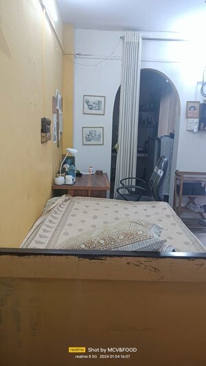 Bedroom in 2 BHK Builder Floor at Malviya Nagar – for Rent