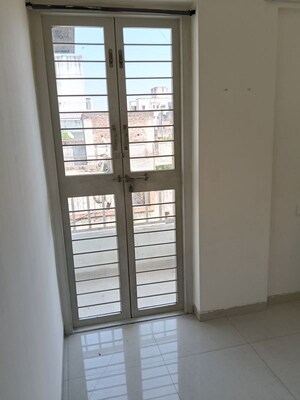 Room in 1 BHK Apartment at Thergaon – for Rent