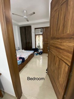 1 BHK Builder Floor For Rent in Sector 43