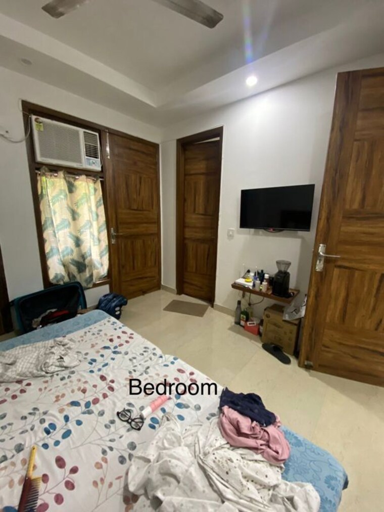 Bedroom, sector 43 1 Bedroom 400 Sq.Ft. Builder Floor In Sector 43 Gurgaon 10068599