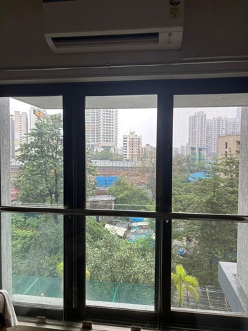 Room in 3 BHK Apartment at Jyoti Sukriti, Goregaon East – for Rent