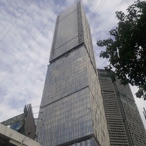 5 BHK Apartment – Exterior View View at Oberoi Three Sixty West, Century Bazar - for Rent