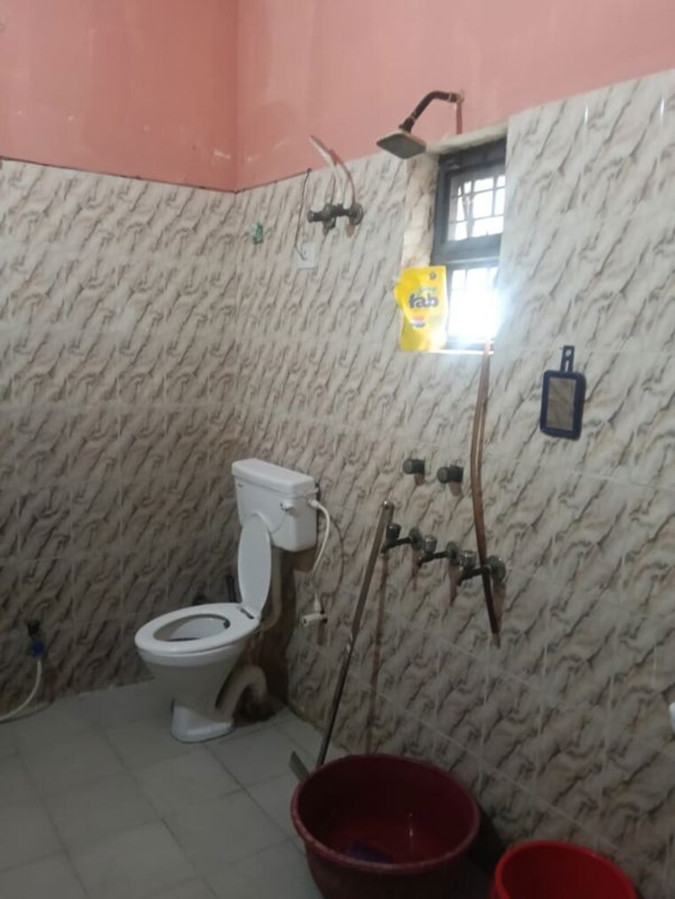 Bathroom, rwa-apartments-sector-70 2 Bedroom 1100 Sq.Ft. Apartment In Sector 70 Noida 10068765