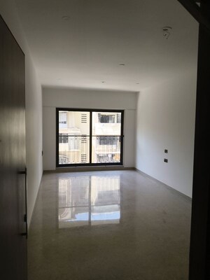 3 BHK Apartment For Rent in Vile Parle West