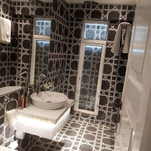 Team Area in 5 BHK Apartment at Oberoi Three Sixty West, Century Bazar – for Rent