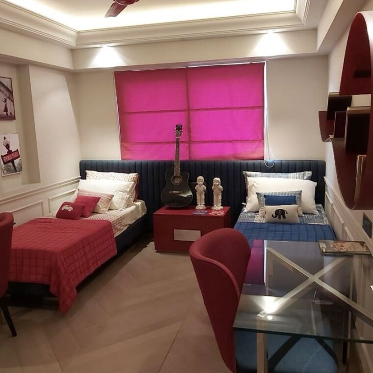 Living Room, oberoi-three-sixty-west 5 Bedroom 6000 Sq.Ft. Apartment In Century Bazar Mumbai 10068785