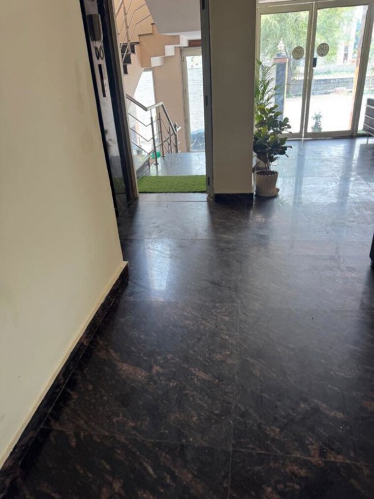 Room, rwa-apartments-sector-116 2 Bedroom 950 Sq.Ft. Apartment In Sector 116 Noida 10068791