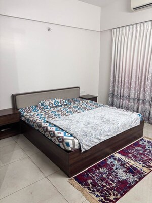Bedroom in 2 BHK Apartment at Amanora Adreno Towers, Hadapsar – for Rent