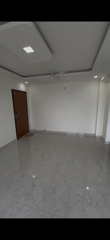 Room in 2 BHK Apartment at New Mhada Colony Powai, Powai – for Rent