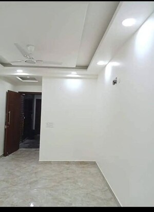 Room in 1 BHK Builder Floor at Saket – for Rent