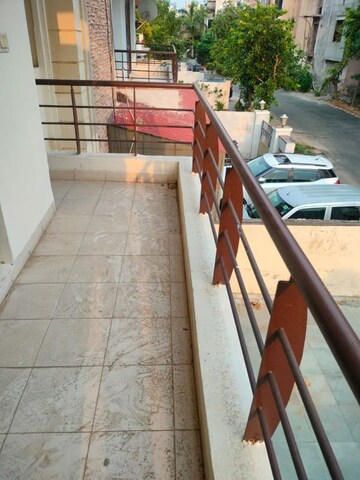 Balcony in 3 BHK Builder Floor at Sector 57 – for Sale