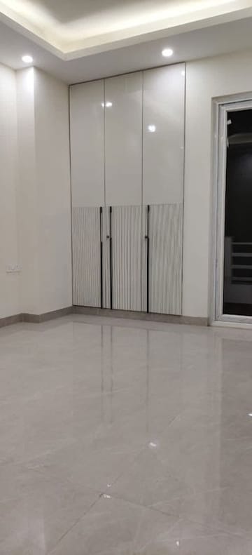 Bathroom in 3 BHK Builder Floor at Saket – for Rent