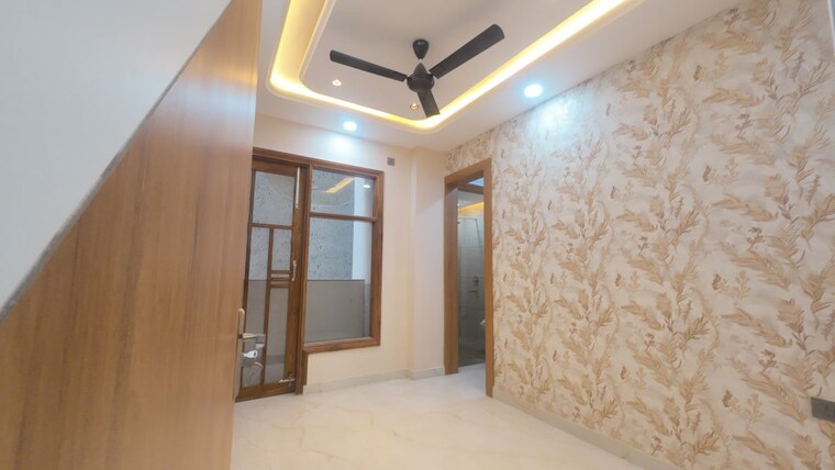 Room, puri-kohinoor 3 Bedroom 138 Sq.Yd. Builder Floor In Sector 89 Faridabad 10068575