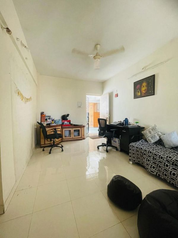 2 BHK + Servant Room Apartment For Rent in Magarpatta City Erica