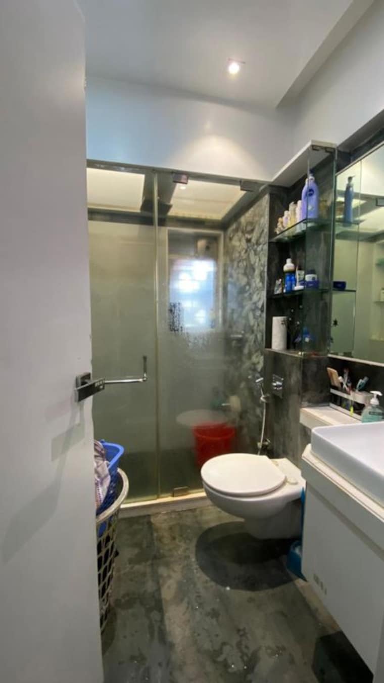 Bathroom, vastu-tower 4 Bedroom 2100 Sq.Ft. Penthouse In Malad West Mumbai 10069089