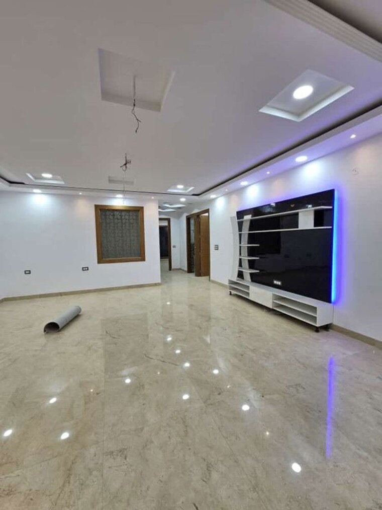 Room, tdi-the-retreat 4 Bedroom 360 Sq.Yd. Builder Floor In Sector 89 Faridabad 10069078