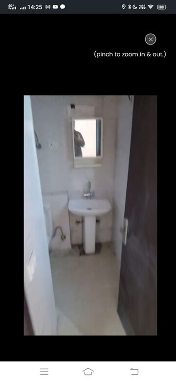 Bathroom in 4 BHK Villa at Panchsheel Villas, Sector 16 Greater Noida – for Rent