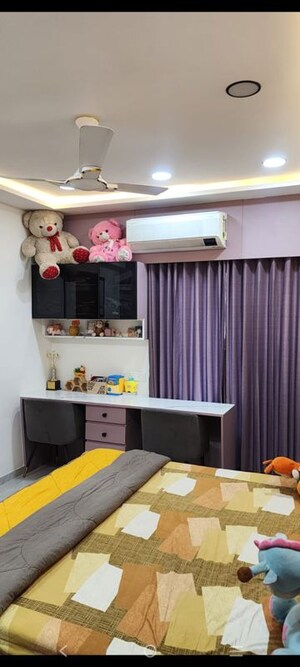 Master Bedroom in 3 BHK Apartment at Goyal Orchid Greenfield, Bopal – for Rent