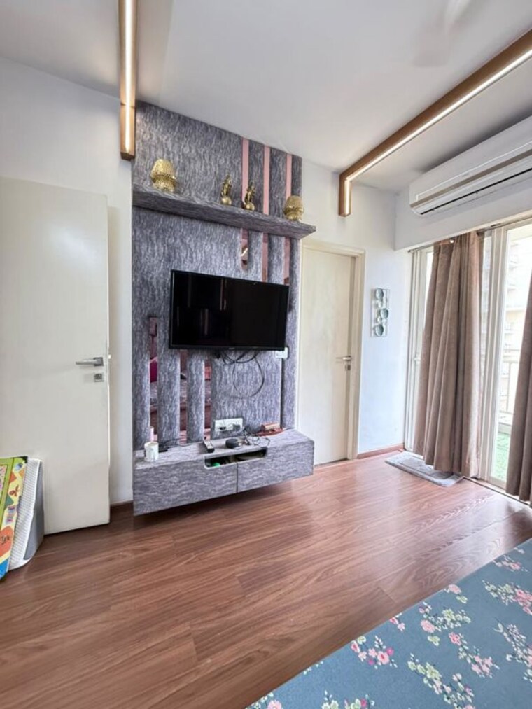 Living Room, m3m-marina 2 Bedroom 1330 Sq.Ft. Apartment In Sector 68 Gurgaon 10069259