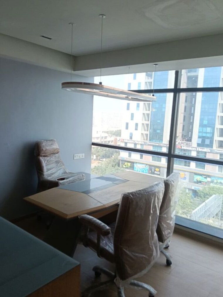 Team Area, science city Commercial Office Space 2000 Sq.Ft. In Science City Ahmedabad 10069266
