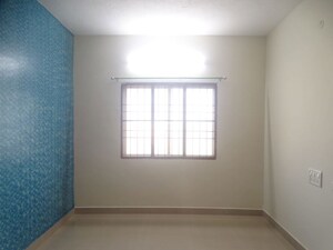 Room in 2 BHK Builder Floor at Guduvanchery – for Sale