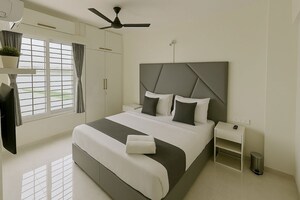 Master Bedroom in 2 BHK Apartment at New Mhada Colony, Powai – for Rent