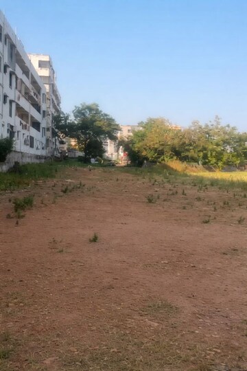  Plot For Sale in Peerzadiguda