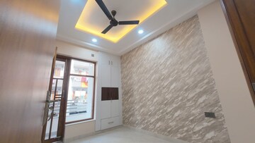Room in 3 BHK Builder Floor at Puri Kohinoor, Sector 89 – for Sale