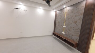 Room in 3 BHK Builder Floor at Puri Kohinoor, Sector 89 – for Sale