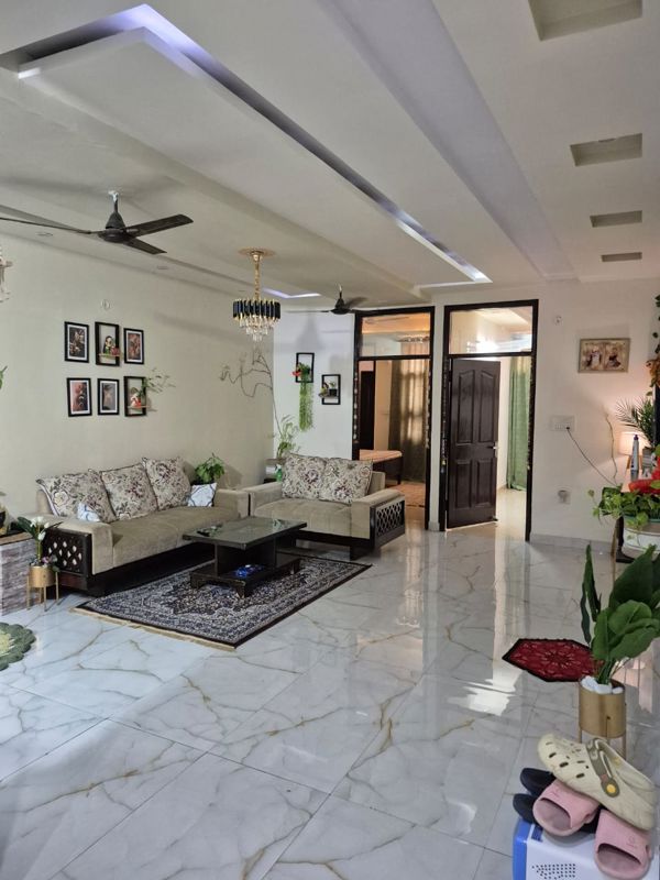 2 BHK Builder Floor For Sale in Mahadev Apartments