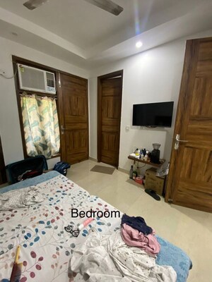 Bedroom in 1 BHK Builder Floor at Ansal Sushant Lok I, Sector 43 – for Rent