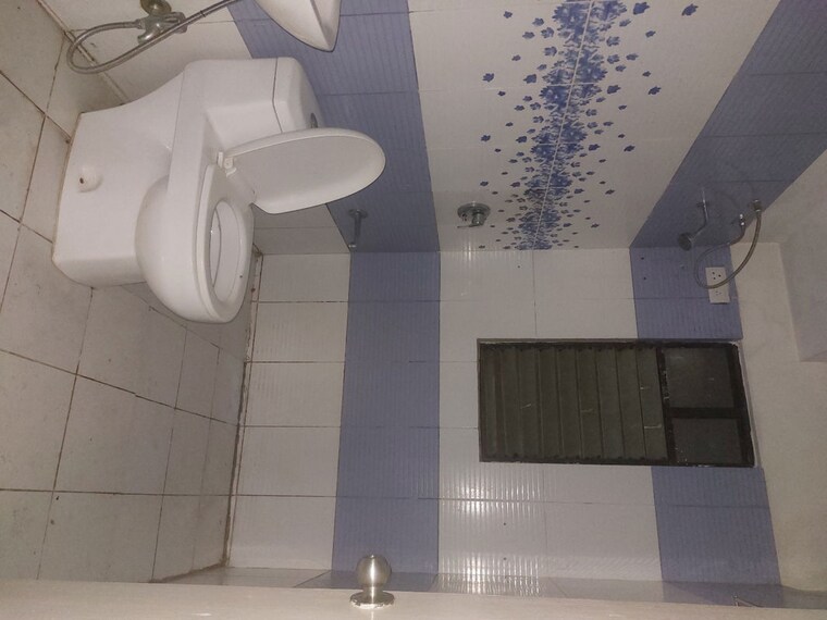 Bathroom, nanded-city-asawari 2 Bedroom 938 Sq.Ft. Apartment In Nanded Pune 10069645