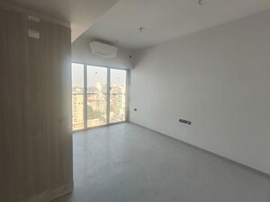 Room in 2 BHK Apartment at Rustomjee Paramount, Khar West – for Sale