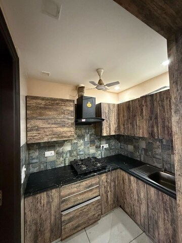 Kitchen in 2 BHK Builder Floor at Suncity – for Rent