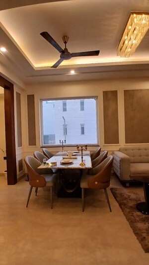 Living Room in 3 BHK Builder Floor at Sector 71 – for Sale