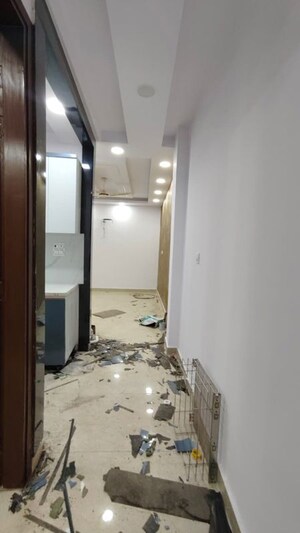 Building Lobby in 3 BHK Builder Floor at Govindpuri – for Sale
